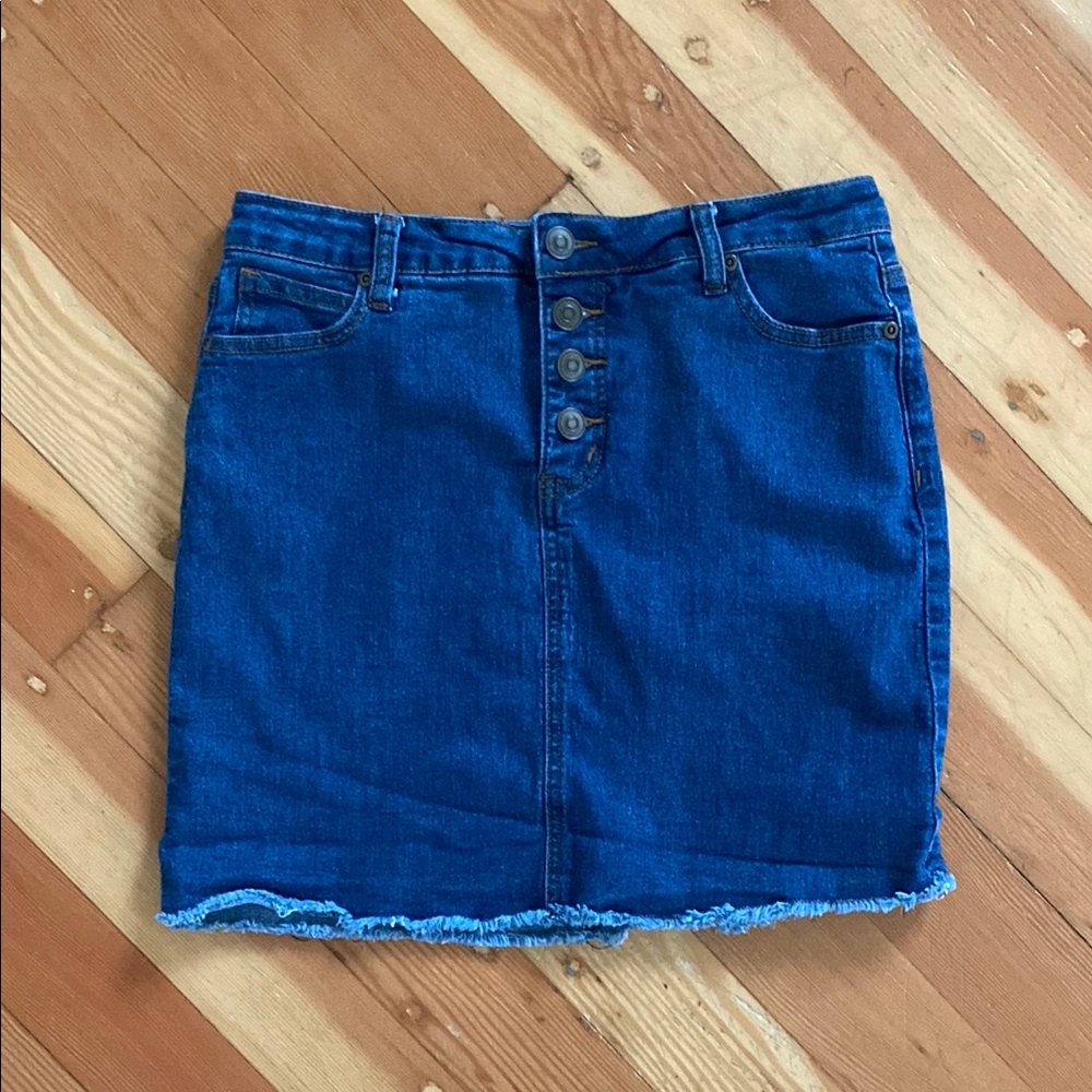 Modcloth Stretch Denim Button-Up Fray Edge Skirt‎ 10
